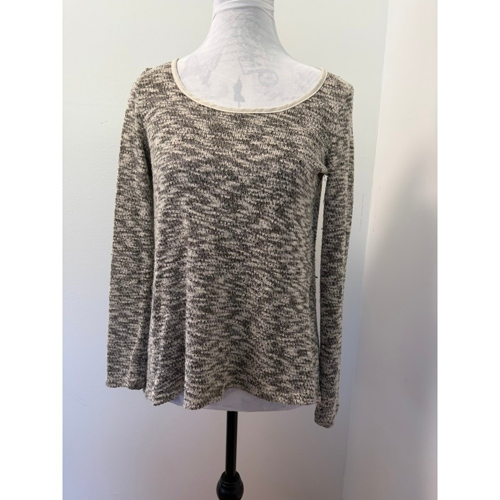 Green Envelope Los Angeles Marled Knit Pleated Back Sweater Grey Cream Small